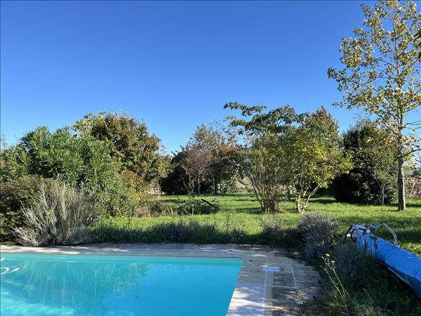 Maison à vendre |  Lévignac-de-Guyenne |  6 pièces | 196 m²