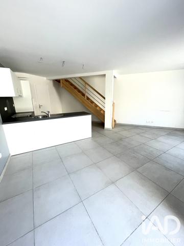 Location appartement 3 pièces 77,3 m² Saint-Maur-des-Fossés