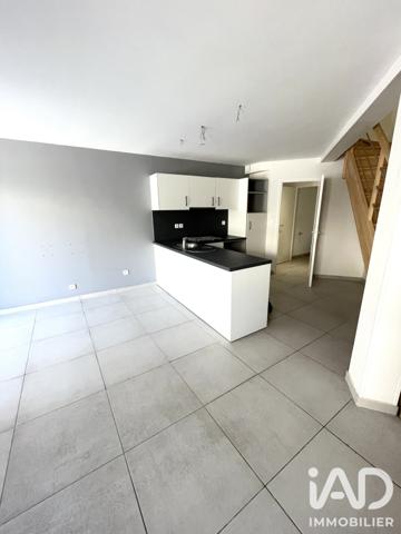 Location appartement 3 pièces 77,3 m² Saint-Maur-des-Fossés