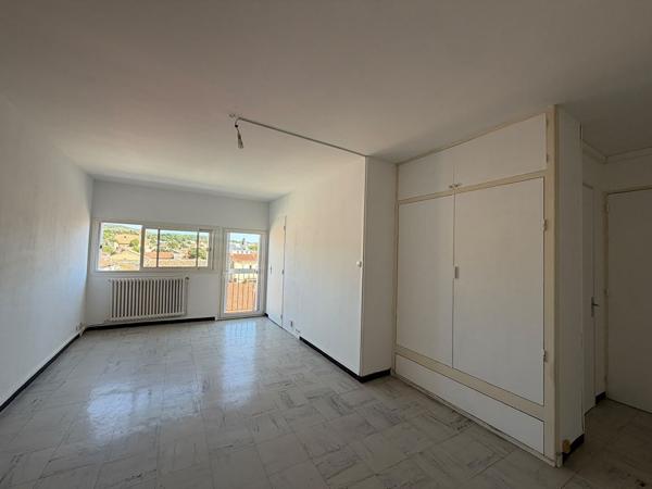 Appartement Salon De Provence 2 pièce(s) 45.18 m2