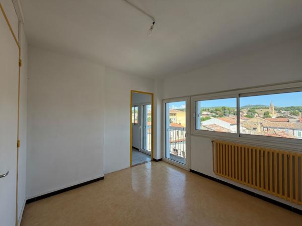 Appartement Salon De Provence 2 pièce(s) 45.18 m2