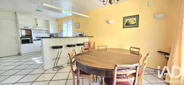 Maison à vendre 13 pièces 222 m² Bouffémont