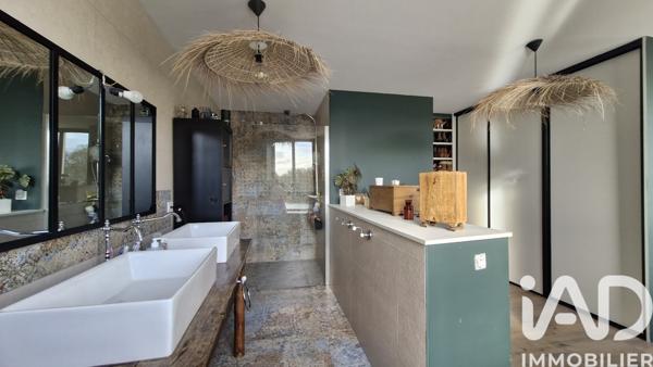 Maison à vendre 6 pièces 250 m² Lamballe-Armor