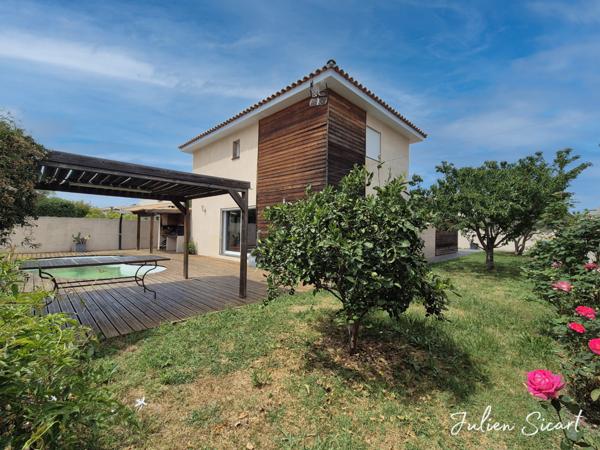 Maison contemporaine ossature bois 135 m² – DPE A – Piscine – Terrain 573 m²