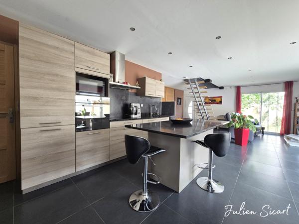 Maison contemporaine ossature bois 135 m² – DPE A – Piscine – Terrain 573 m²