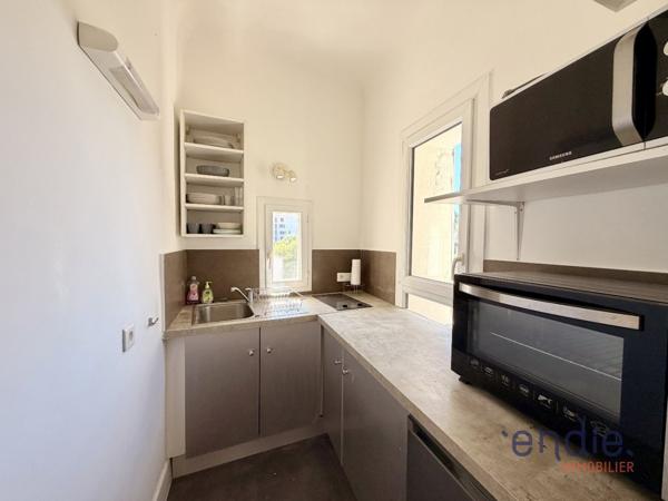 DRAGUIGNAN JOLI T2 LUMINEUX