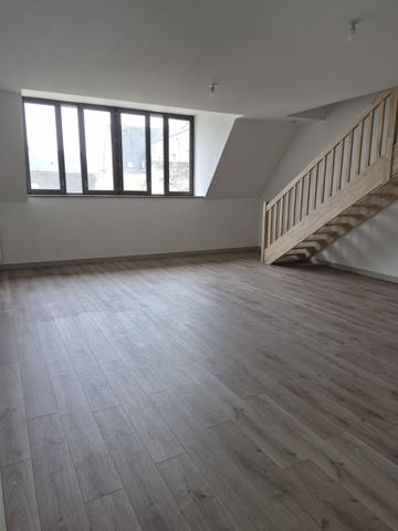 A LOUER DUPLEX DE PRESTIGE - T4 de 112 M²