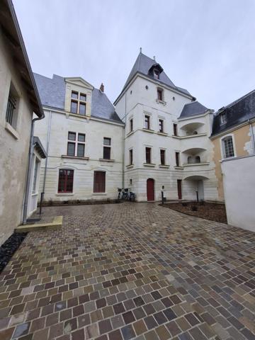 A LOUER DUPLEX DE PRESTIGE - T4 de 112 M²