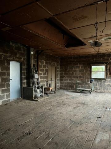 Maison de ville ANGOULEME quartier Victor Hugo (16)