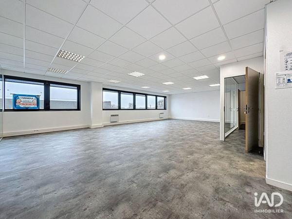 Bureaux à vendre 500 m² Croix