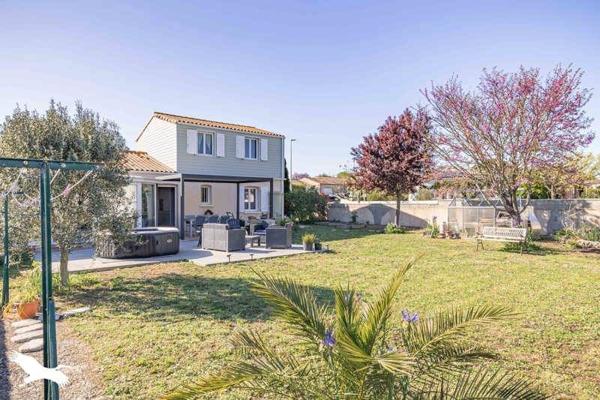 Maison à vendre |  Salles-sur-Mer |  6 pièces | 137 m²