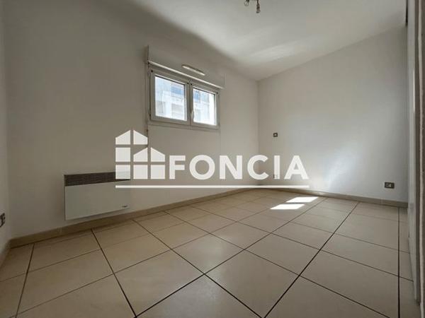 Location Appartement 2 pièces 48.02 m² - 115 ROUTE D'UZES Nimes 30000