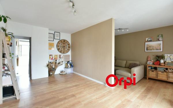 Appartement à vendre    4 pièces • 68,48 m2 Oullins