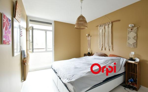 Appartement à vendre    4 pièces • 68,48 m2 Oullins