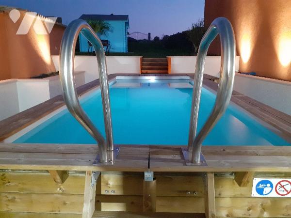 Grande maison de village clé en main avec piscine et terrain