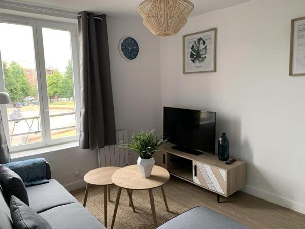 A LOUER : T2 à LILLE • Rue Monge - PORTE D'ARRAS • 550 € CC • Réf. 840-3