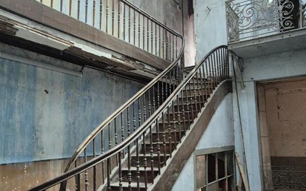 Immeuble à vendre    4 pièces • 400 m2 Mont-de-Marsan