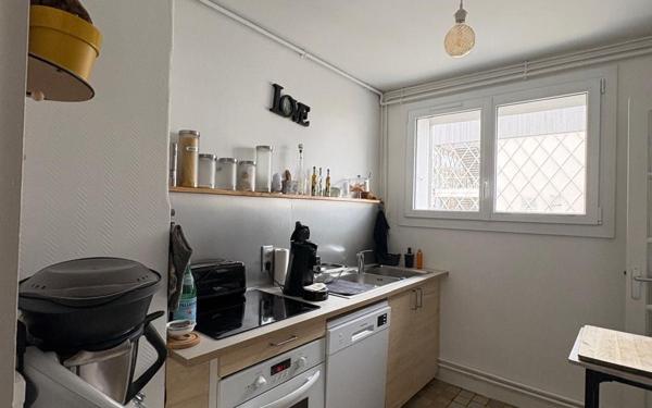 Appartement à louer    3 pièces •  Brest