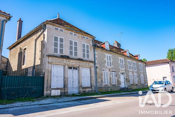 Maison à vendre 12 pièces 335 m² Dienville