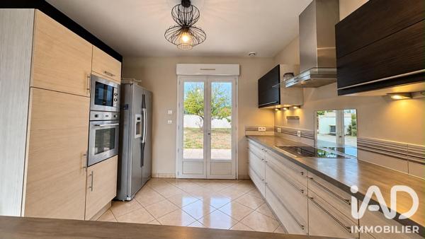 Maison à vendre 5 pièces 137 m² Chabournay