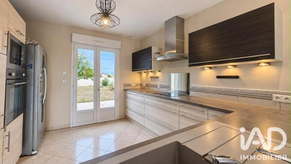 Maison à vendre 5 pièces 137 m² Chabournay