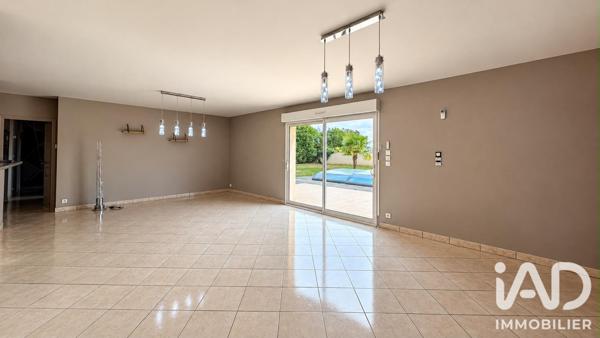 Maison à vendre 5 pièces 137 m² Chabournay