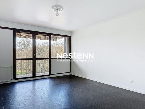 SATHONAY CAMP APPARTEMENT 3 PIÈCES AVEC BALCON, PLACE DE PARKING ET CAVE