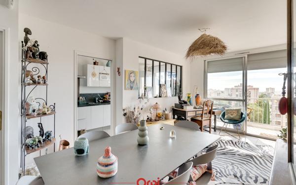 Appartement à vendre    4 pièces • 87,88 m2 Marseille 9
