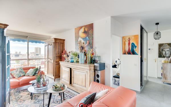 Appartement à vendre    4 pièces • 87,88 m2 Marseille 9