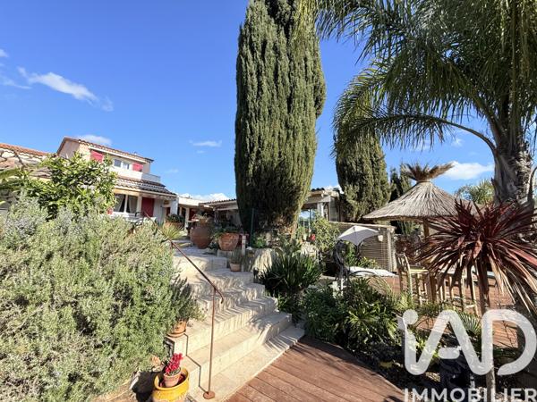 Maison à vendre 5 pièces 130 m² Sanary-sur-Mer