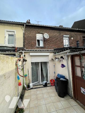 LOMME maison de ville 3 chambres, bureau cour exterieure