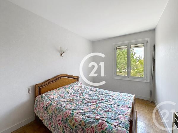 Maison à vendre  5 pièces - 85,20 m2 CHATEAUBERNARD - 16