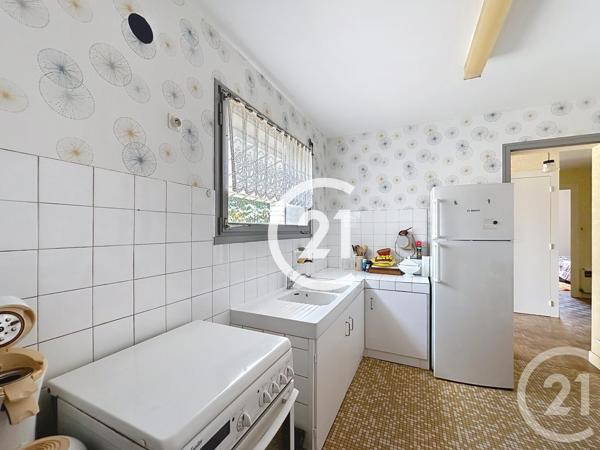 Maison à vendre  5 pièces - 85,20 m2 CHATEAUBERNARD - 16