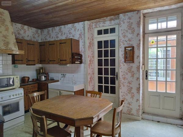 Maison à vendre à Buais-les-Monts dans la Manche (50640), ref : 076/322
