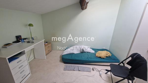 Appartement à SAINTES, 17100 - 4 pièces 80m²