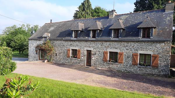 Achat maison près de JOSSELIN - 7 pièce(s) - 168 m² - 398 000 €