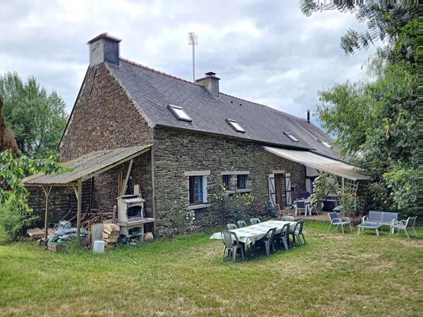 Achat maison près de JOSSELIN - 7 pièce(s) - 168 m² - 398 000 €