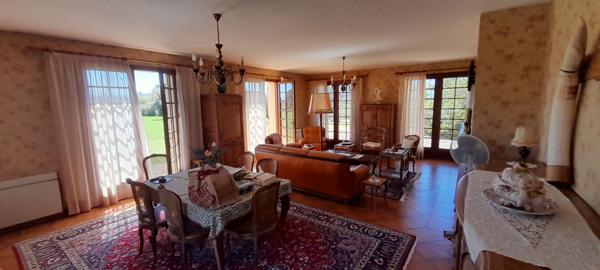 Maison de Caractère avec Grand Terrain aux Portes de Bergerac !