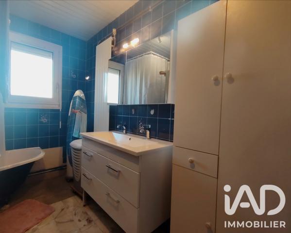 Maison à vendre 4 pièces 74 m² Châteaubernard