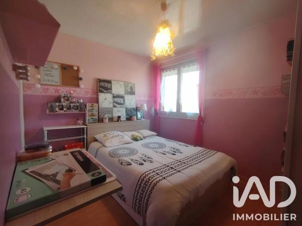 Maison à vendre 4 pièces 74 m² Châteaubernard