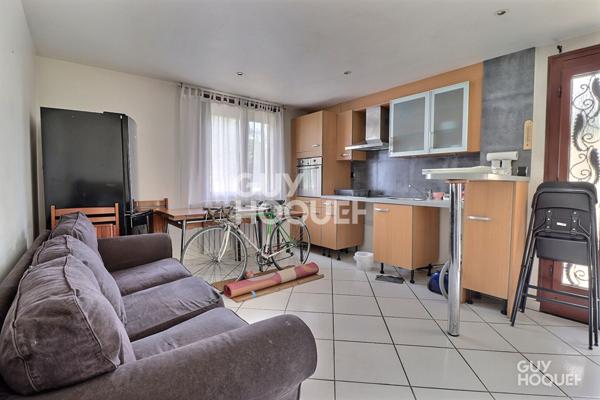 Maison Ste Genevieve Des Bois 7 pièce(s) 163,24m2