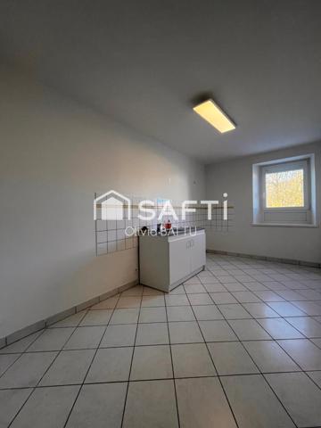 Venez découvrir un ensemble immobiler avec 2 appartements et panneaux solaires de 6 KW