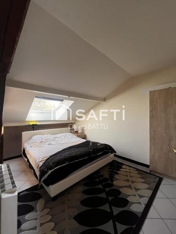 Venez découvrir un ensemble immobiler avec 2 appartements et panneaux solaires de 6 KW