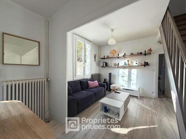 À VENDRE TOURS QUARTIER RABELAIS / BRETONNEAU : MAISON 3 PIECES SUR COUR
