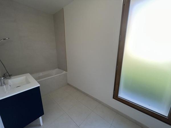 Location Appartement 3 pièces 75.74 m² - Caen 14000