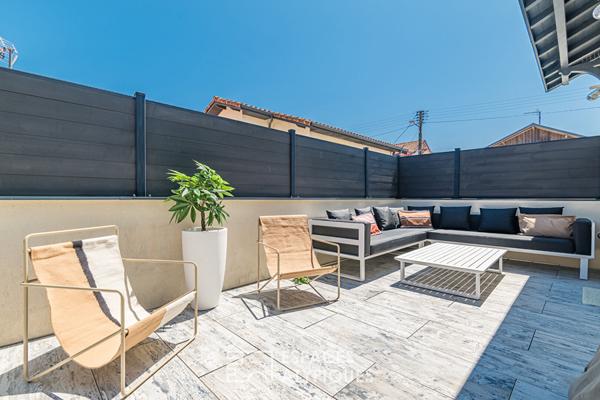 Arcachonnaise rénovée avec dépendance et garage