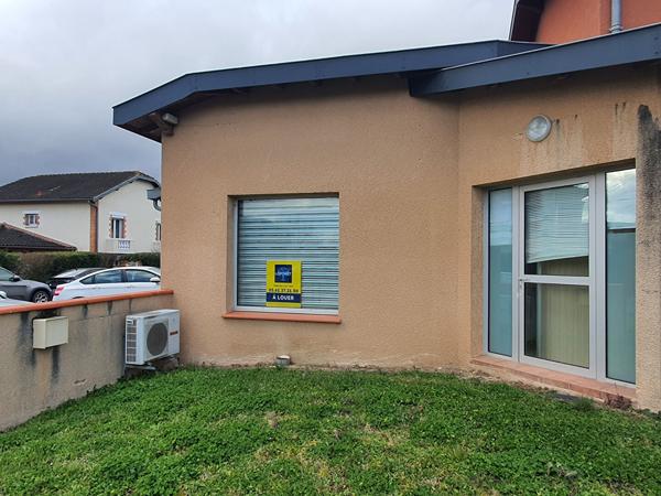 Location local commercial près de VILLEMUR SUR TARN - 60 m² - 650 €/mois