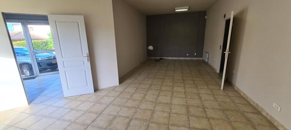 Location local commercial près de VILLEMUR SUR TARN - 60 m² - 650 €/mois