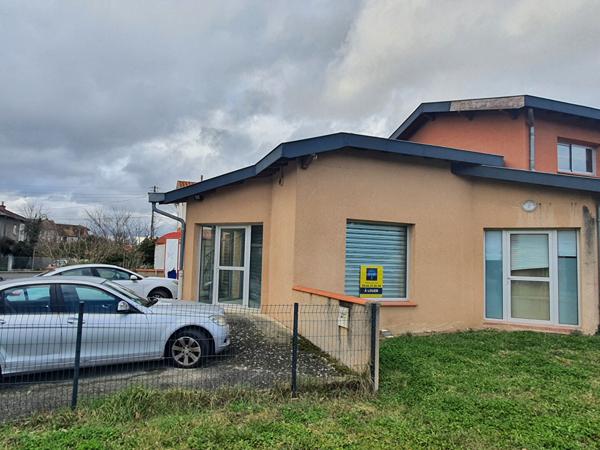 Location local commercial près de VILLEMUR SUR TARN - 60 m² - 650 €/mois