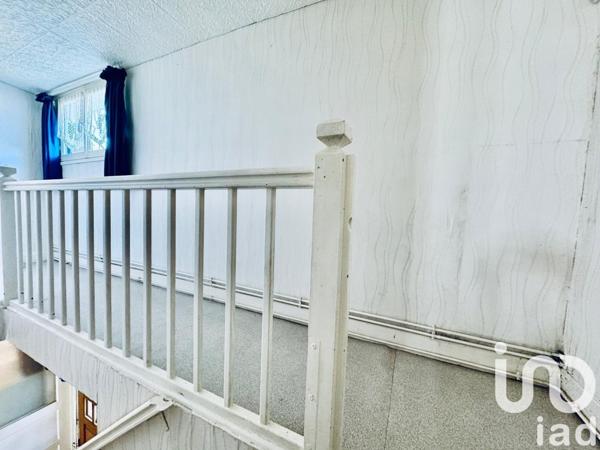 Maison de village 5 pièces de 98 m² à Mailly-Champagne (51500)